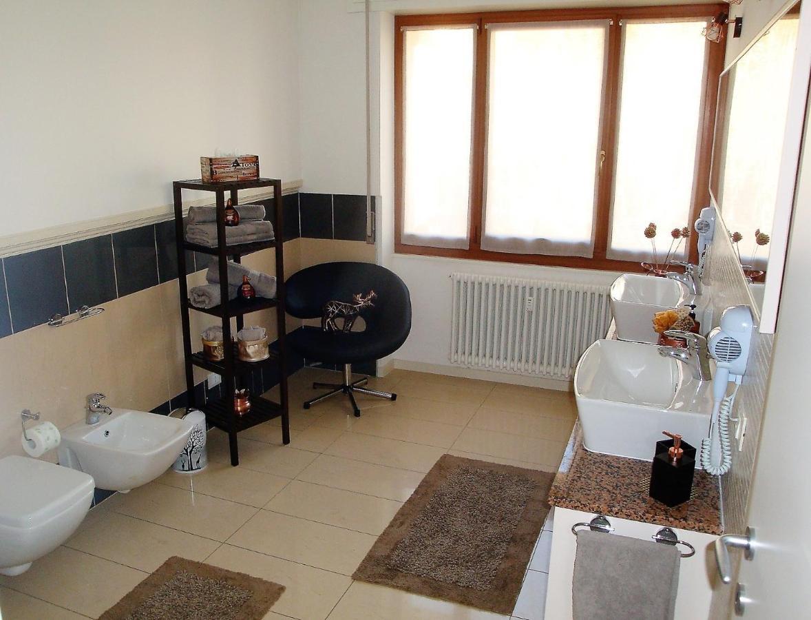 Lucini Ai Portici Apartment Tirano Exterior photo